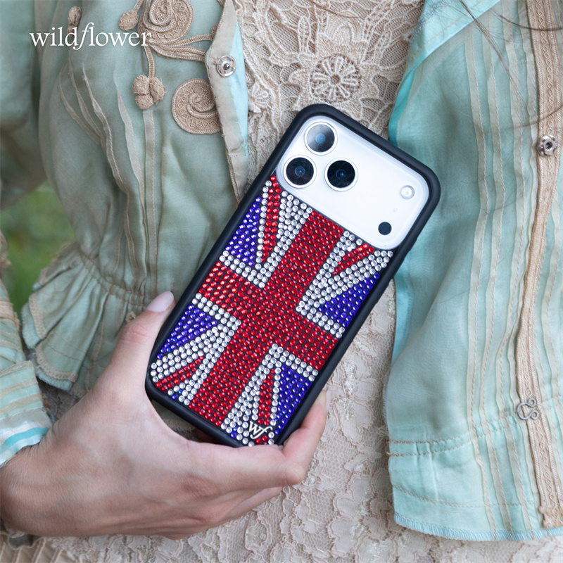 きらめくラインストーンをあしらったユニオンジャックとワイルド - Phone Cases London のレビューと価格