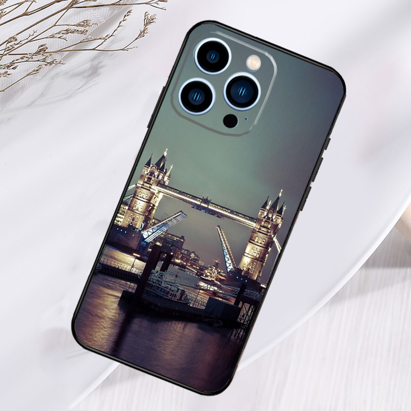 ロンドン・タワーブリッジ、イングランドのデザインのiPhon - Phone Cases London のレビューと価格