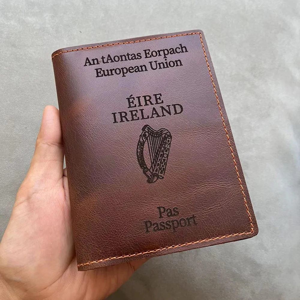 パーソナライズされた革の斜めのパスポートカバー、本革のカバー - Phone Cases Ireland のレビューと価格